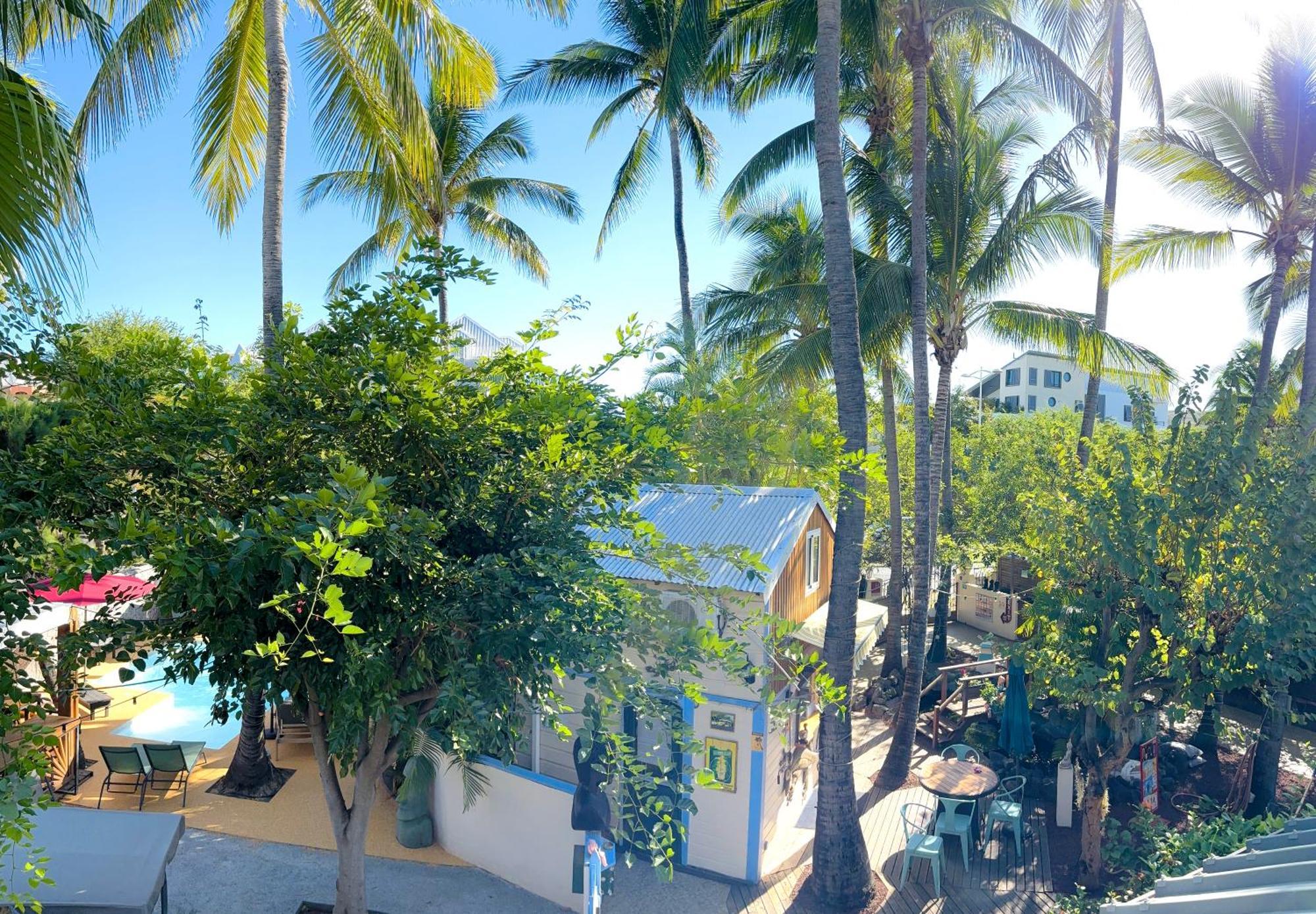 Hotel Coco Island Saint-Gilles Les Bains Exterior photo