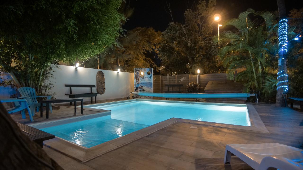 Hotel Coco Island Saint-Gilles Les Bains Exterior photo